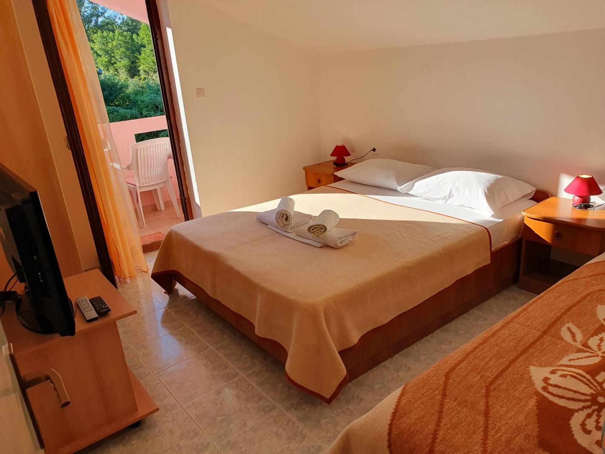 Mirjana F Apartaments Baška Екстериор снимка