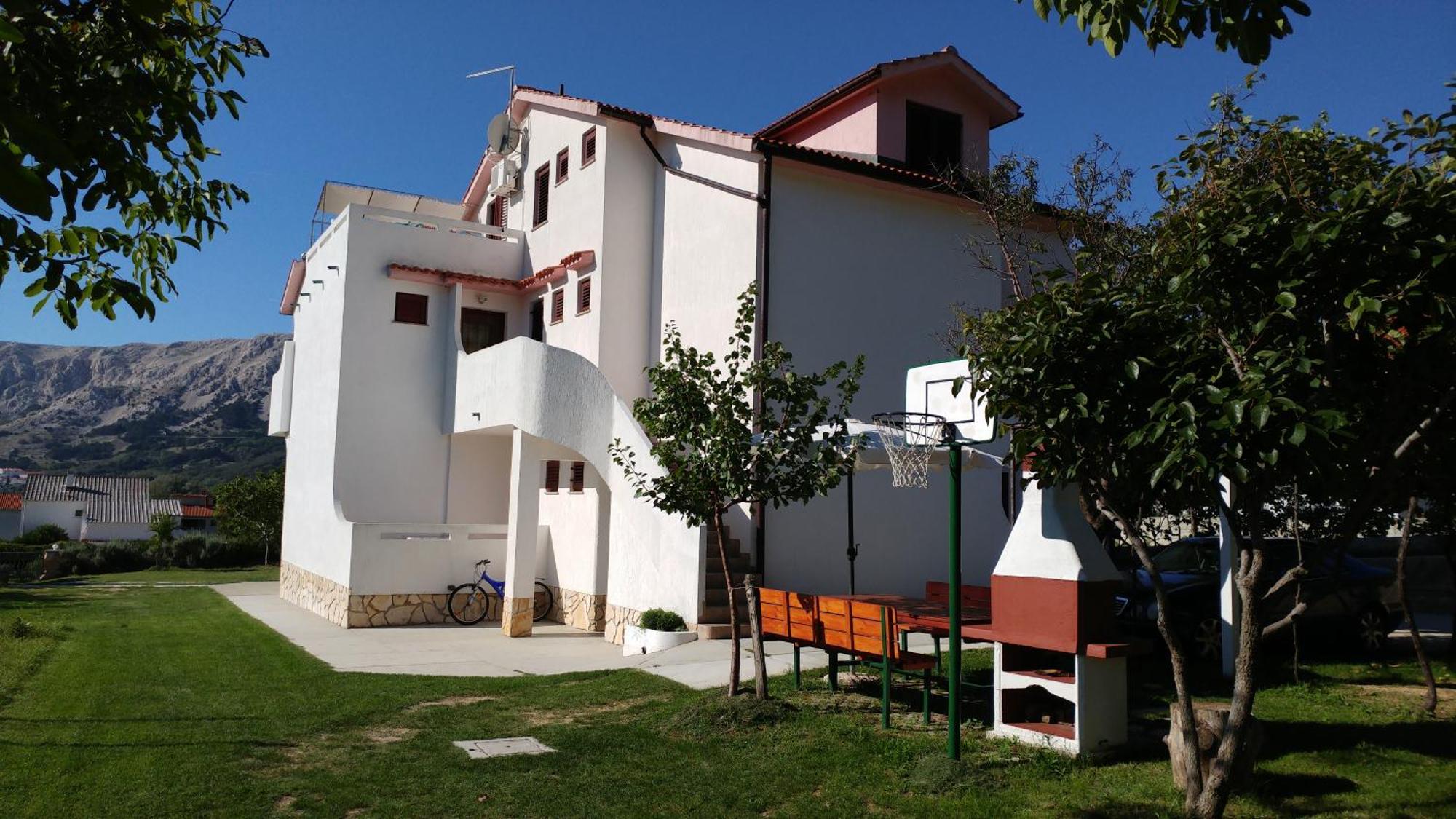 Mirjana F Apartaments Baška Екстериор снимка