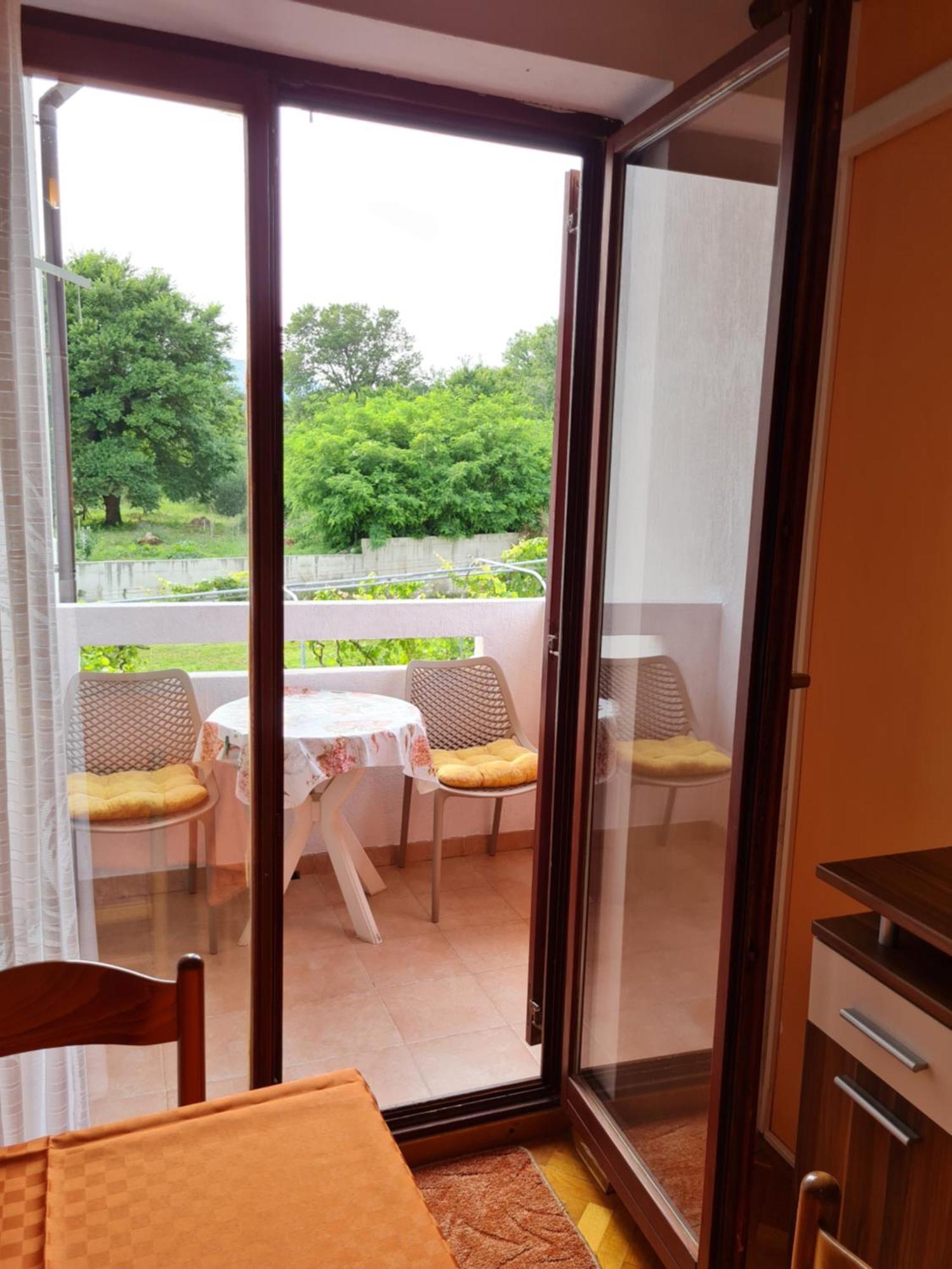 Mirjana F Apartaments Baška Екстериор снимка