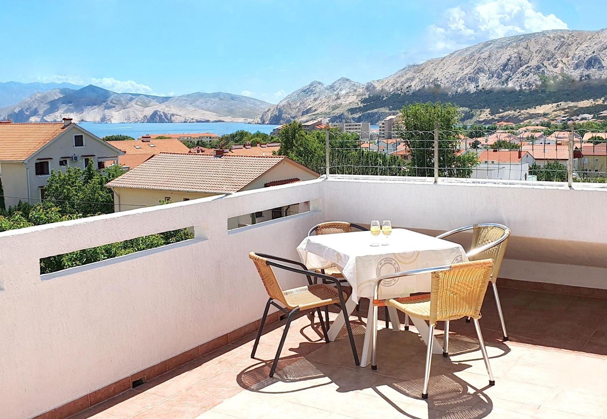 Mirjana F Apartaments Baška Екстериор снимка