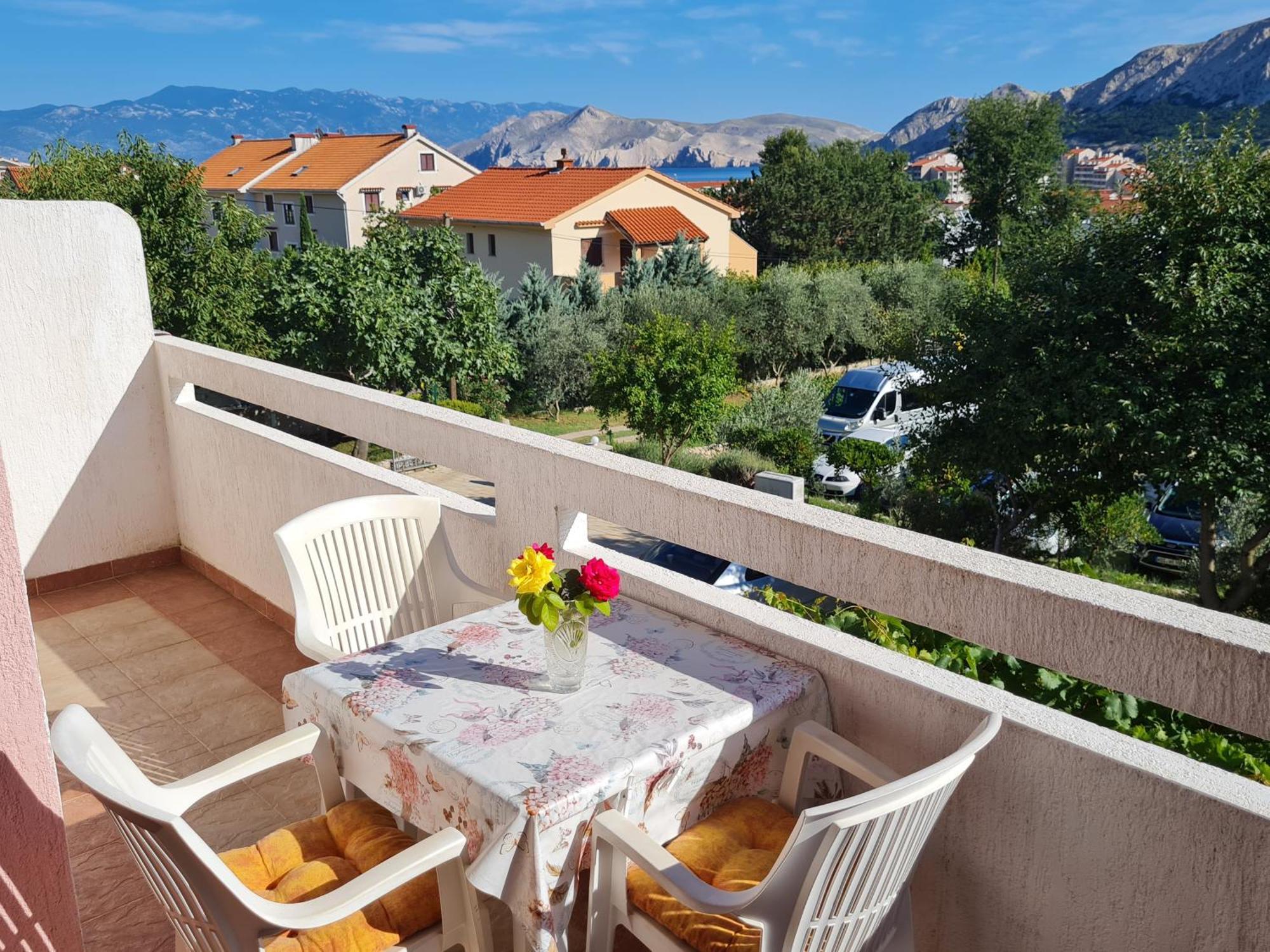 Mirjana F Apartaments Baška Екстериор снимка