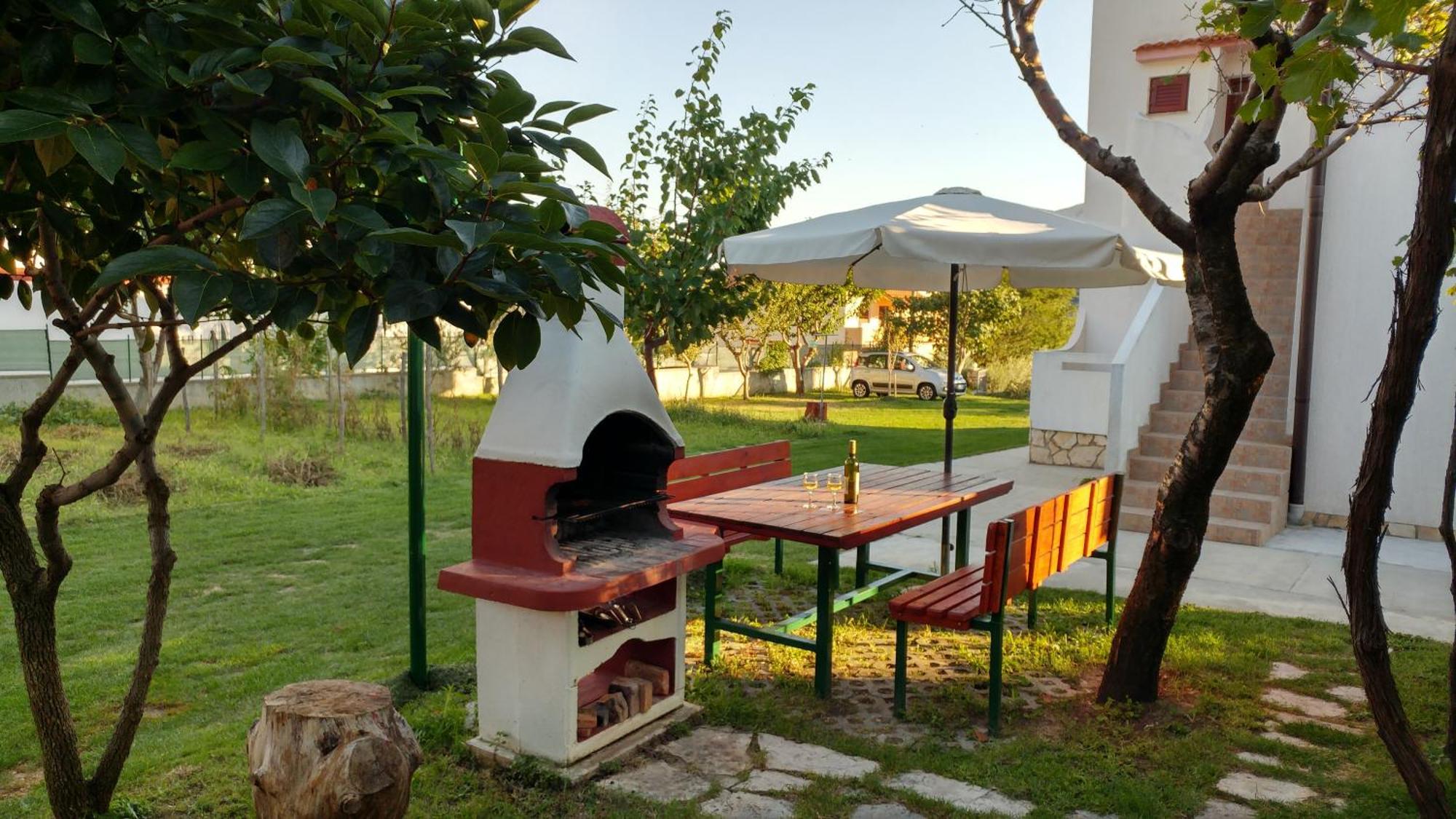 Mirjana F Apartaments Baška Екстериор снимка