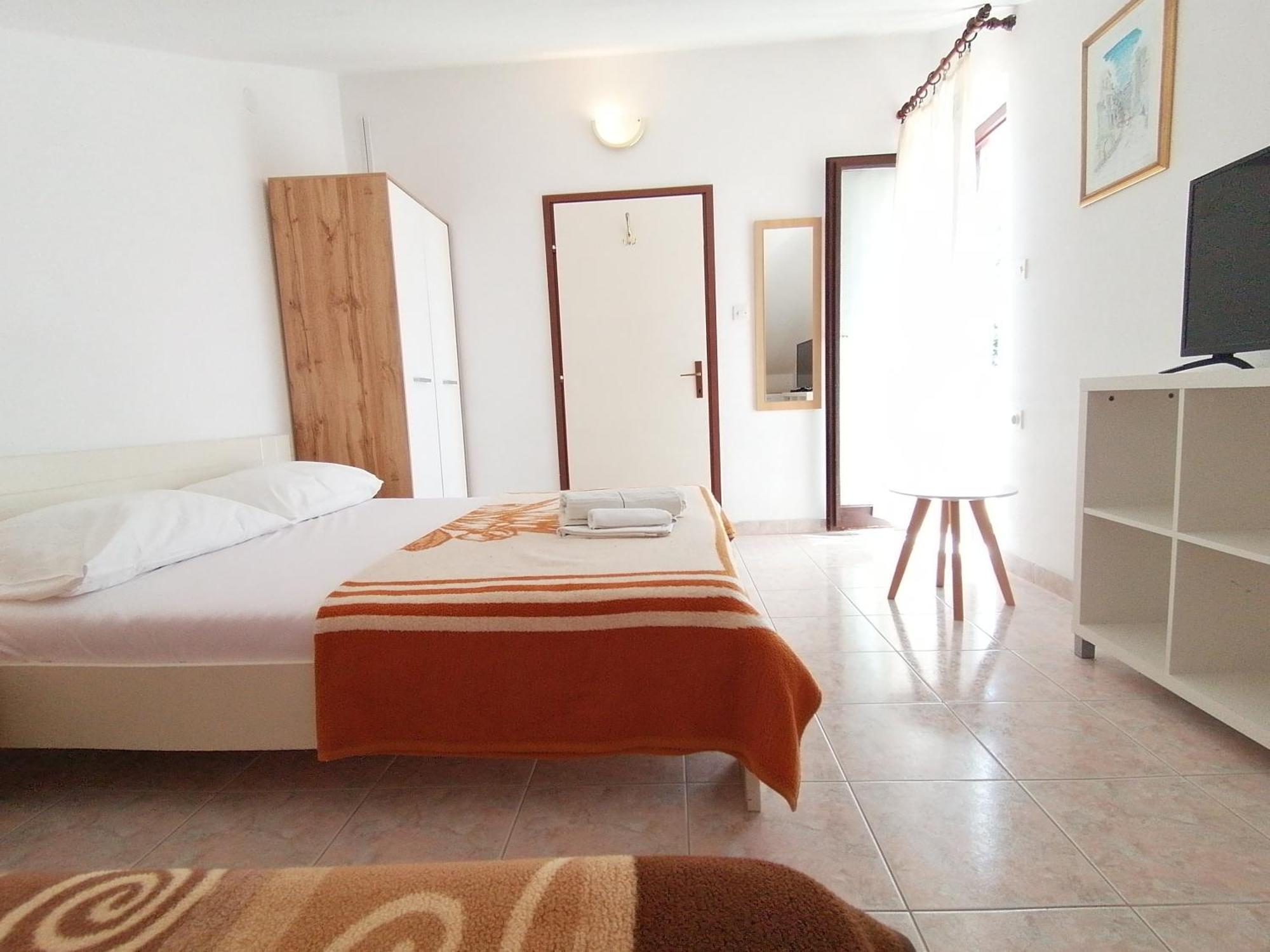 Mirjana F Apartaments Baška Екстериор снимка
